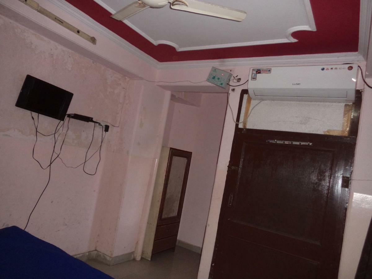 Hotel Sajan 斋浦尔 外观 照片